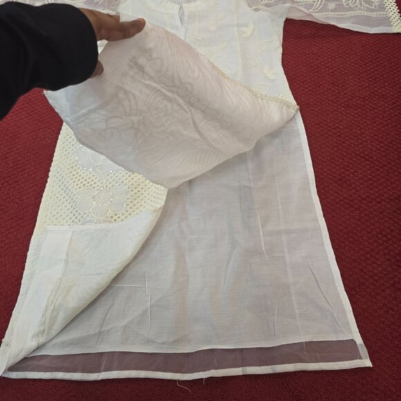 Elegant White Embroidered 3 Piece Suit Traditional Desi Wear Size XL - Picture 4 of 9